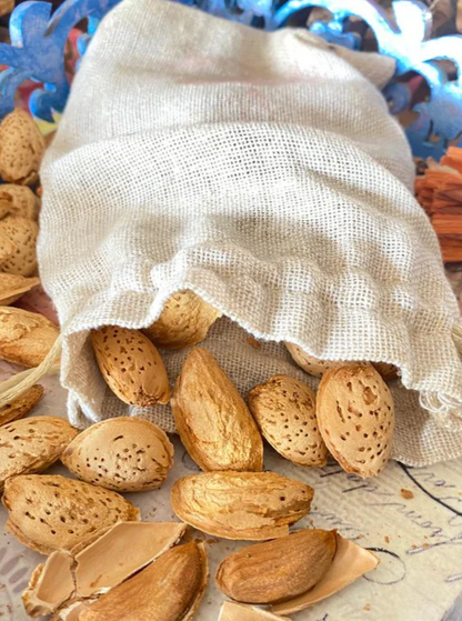 Buy  Kagzi Badaam aka Almonds